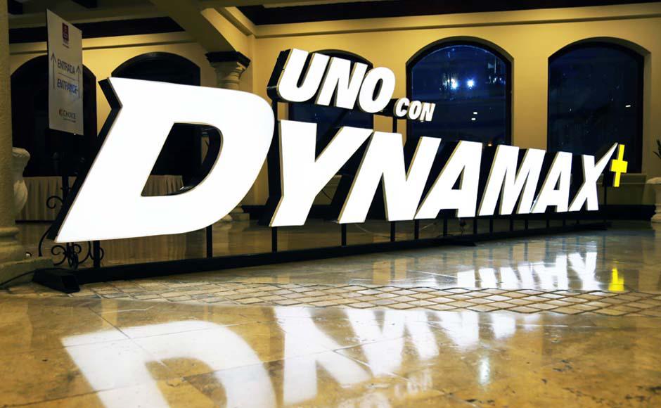 Con Dynamax Plus, UNO genera valor a sus clientes brindándoles lo mejor en tecnología avanzada en el rubro de los combustibles.