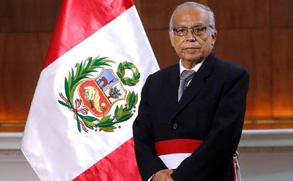 Jefe de gabinete de Perú genera repudio al mencionar a Hitler como modelo a seguir