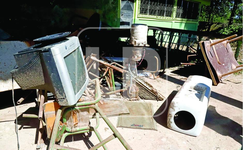 A disposición $73 millones para iniciar a reconstruir escuelas