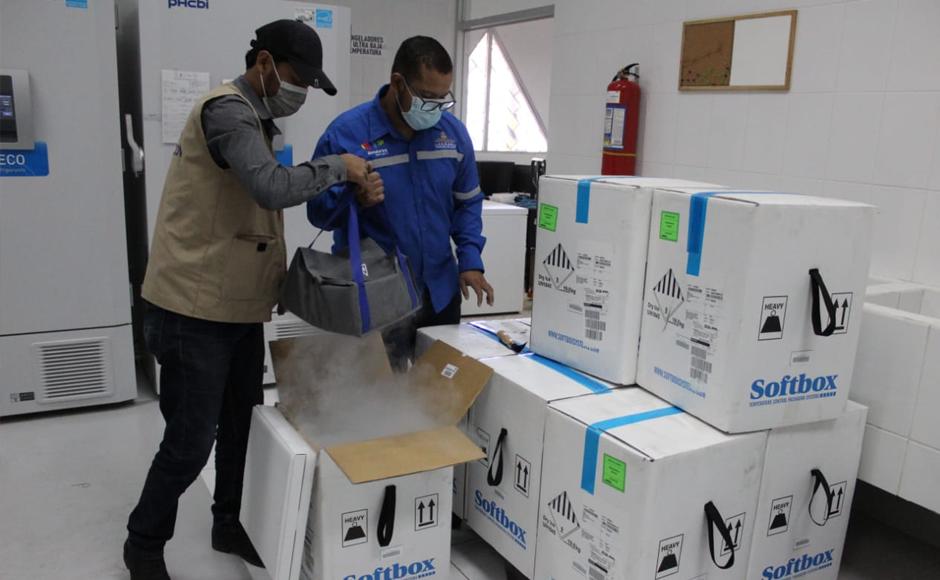 Llegan a Honduras más lotes de vacunas pediátricas anticovid