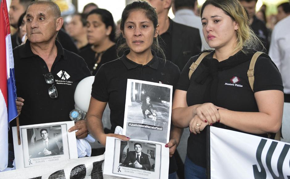Llegan a Paraguay restos del fiscal antidrogas asesinado en Colombia
