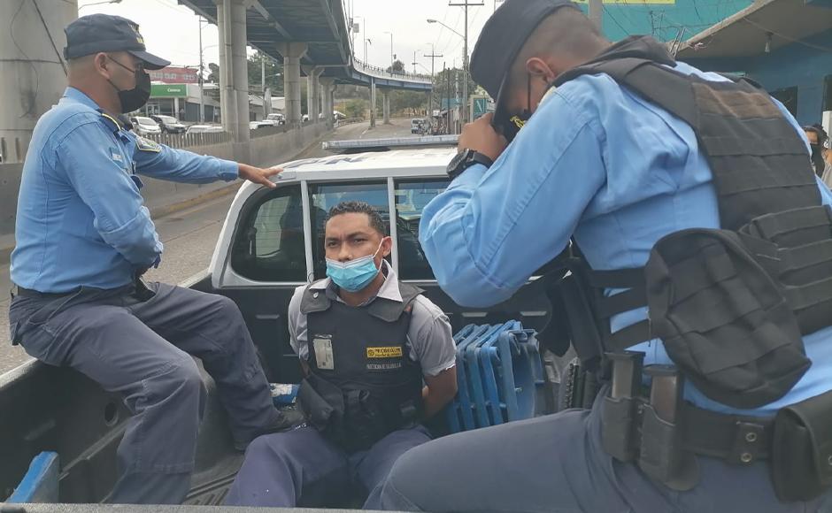 Guardia dispara contra ayudante de bus ante pleito por un retrovisor