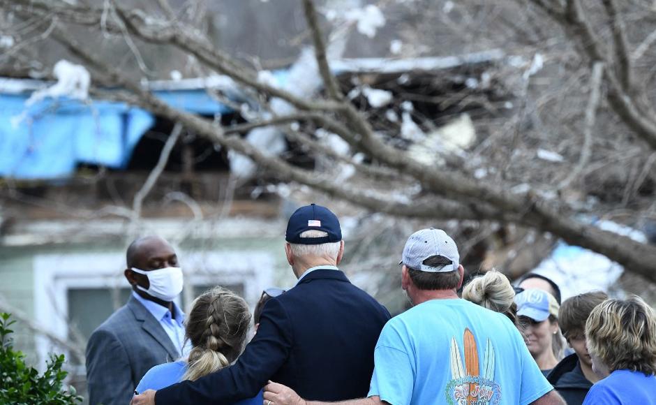 Fuertes temporales golpean a EEUU mientras Biden promete ayuda en Kentucky
