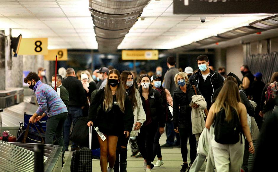 EEUU reabre fronteras a buena parte del mundo después de 20 meses