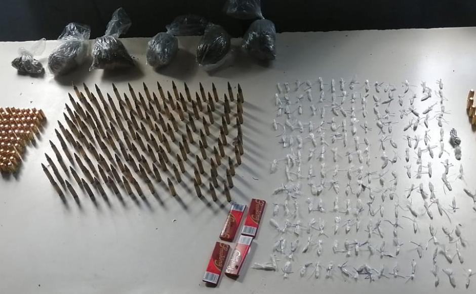 Realizan rastreo de explosivos y armas en cárcel de Siria