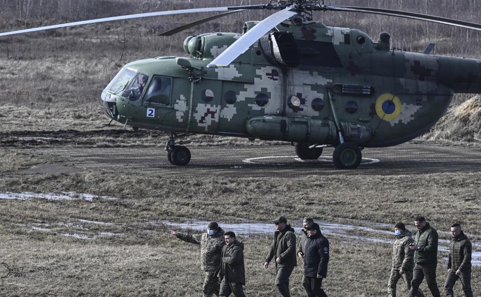 Rusia anuncia más repliegues de tropas desde frontera con Ucrania ante escepticismo de occidentales