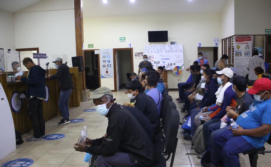 Más de 200 migrantes retornados reciben asistencia en punto fronterizo de Corinto