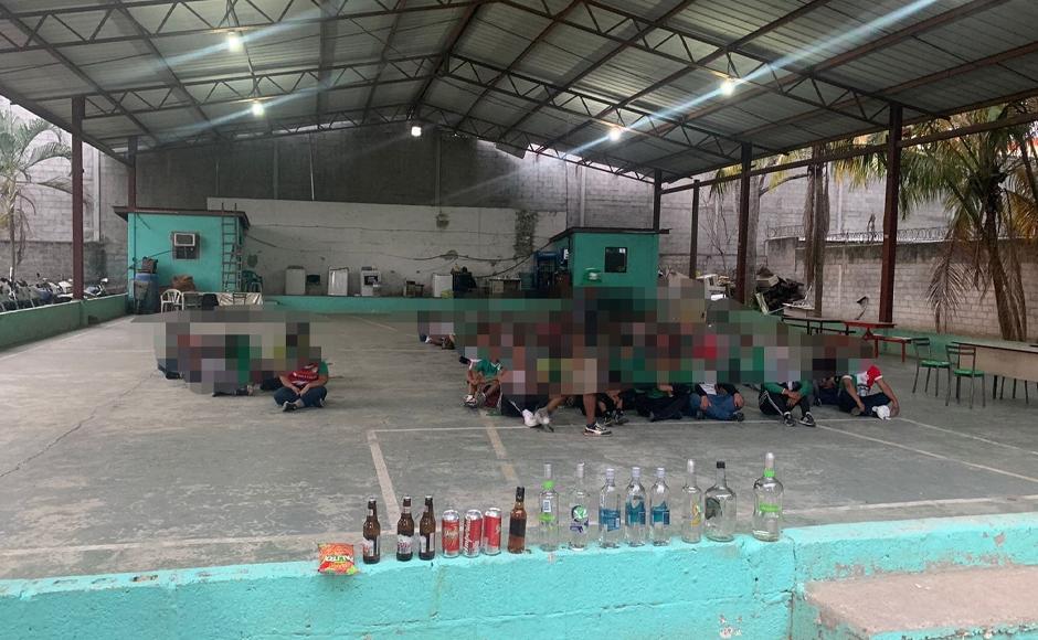 Detienen a 62 barristas del Marathón tras salir de tienda sin pagar bebidas alcohólicas