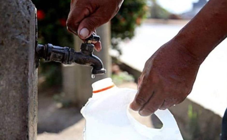 Alertan de “crisis humanitaria” en la capital de Honduras por escasez de agua