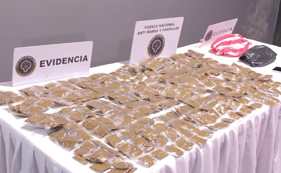 Evidencia de lo decomisado durante el operativo en Villanueva.