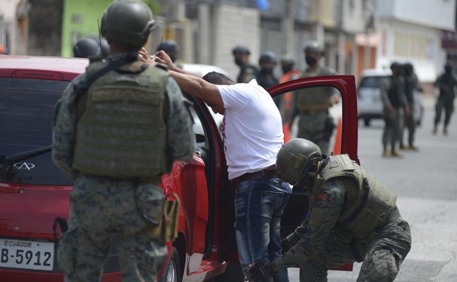 Ecuador pasará por revisión antinarcótico a toda su carga