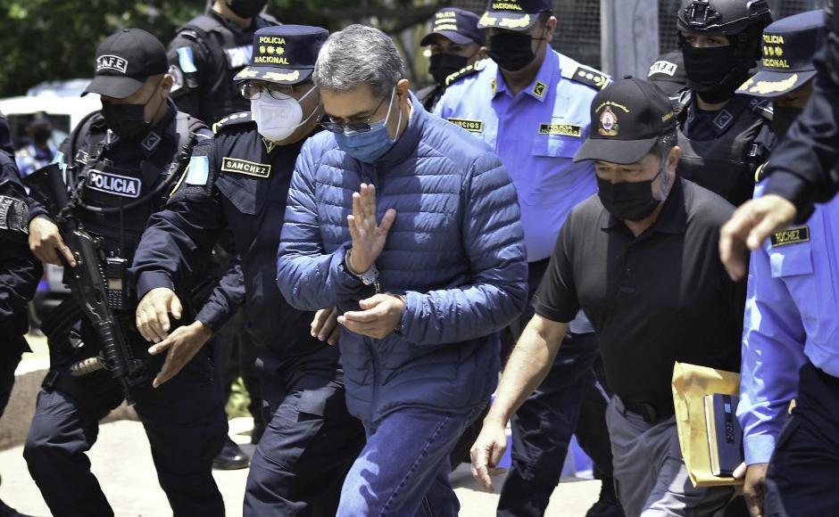 Juan Orlando Hernández estará solo en una celda y vistiendo uniforme de prisionero