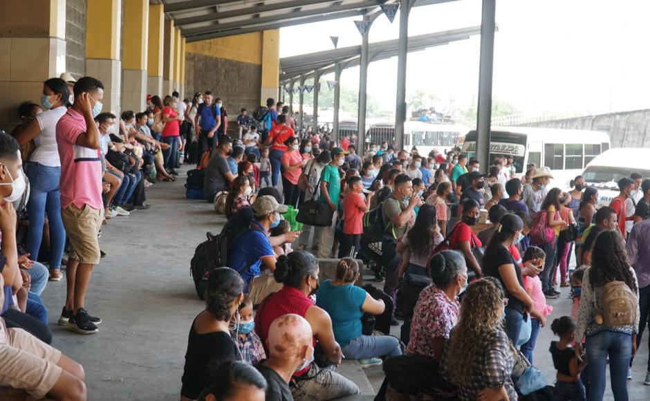 En la Terminal están atendiendo con medidas de bioseguridad. 