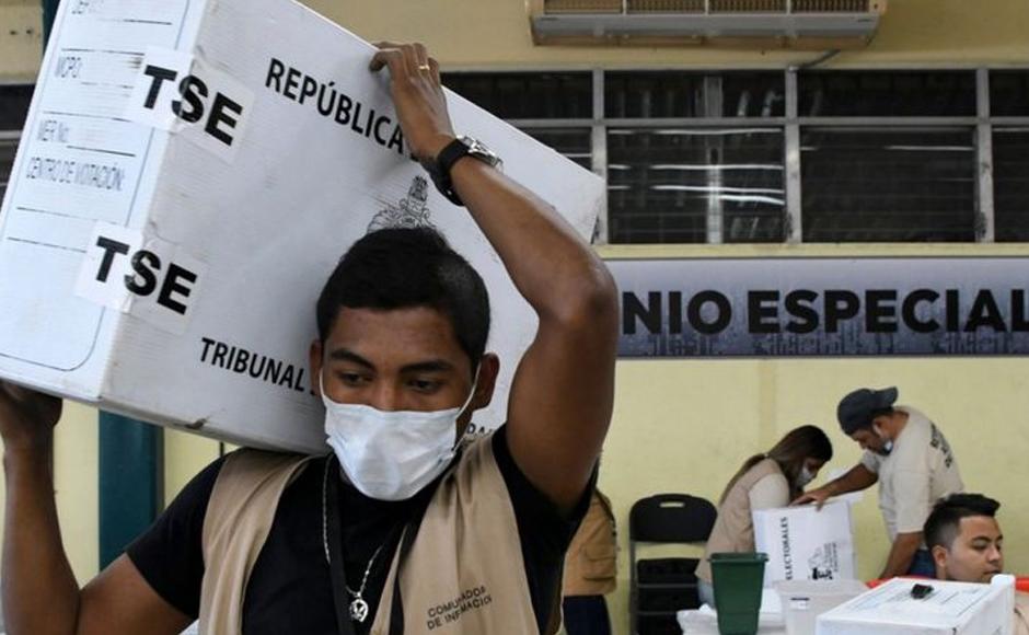 Escrutinio de elecciones en Honduras sigue lento y sin mayores incidentes