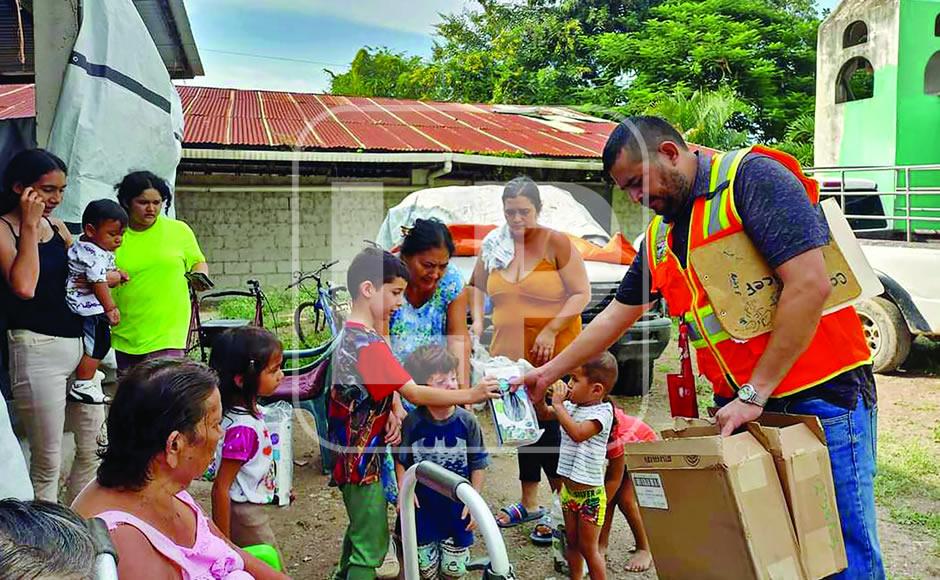 Villanueva mantiene estado de emergencia y atiende a 700 familias