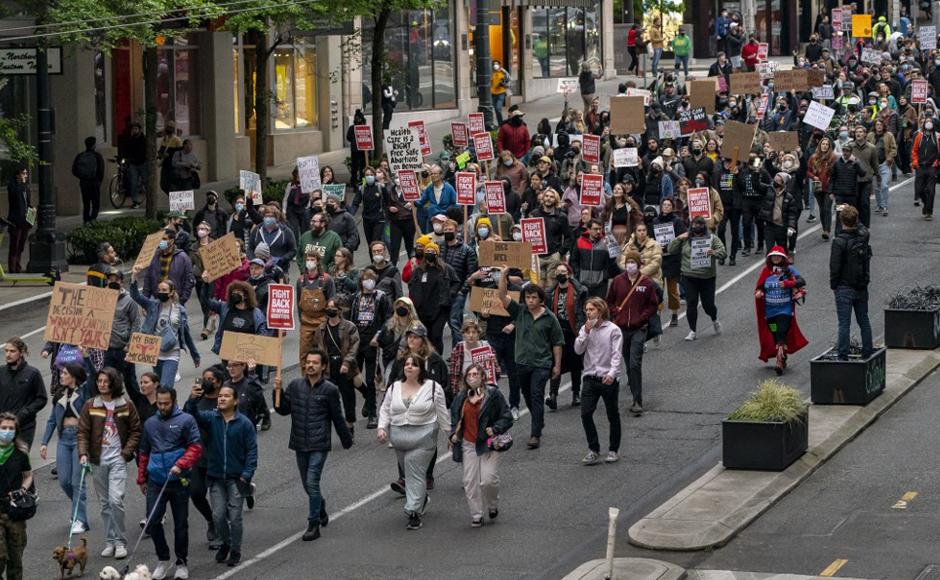 Director de OMS hace un llamamiento a favor del derecho al aborto
