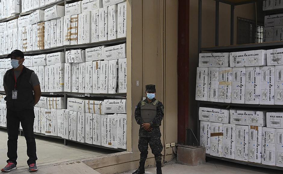 CNE comienza verificación y recuento de votos en actas inconsistentes