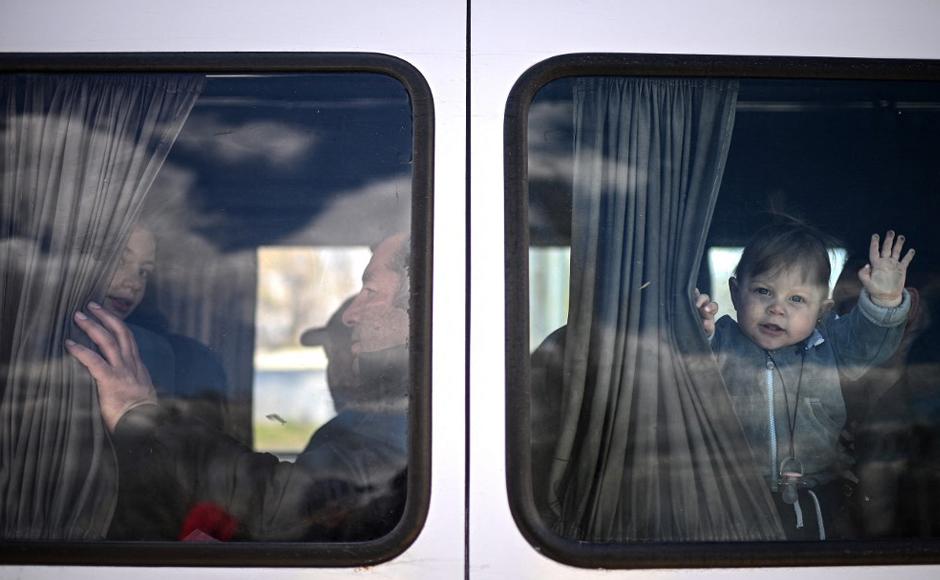 Ha exisitido un masivo desplazamiento en Ucrania de mujeres y niños.