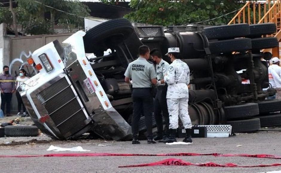 “¡No cierres los ojos!”: súplica de migrante tras accidente en México que deja 54 muertos
