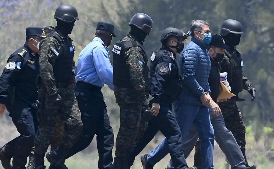 Juan Orlando Hernández está siendo juzgado por narcotráfico y uso de armas en Nueva York.