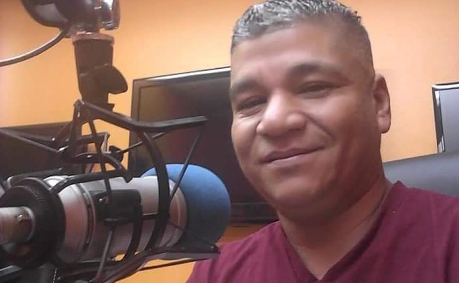 Matan a tiros a un taxista y locutor de radio en La Ceiba