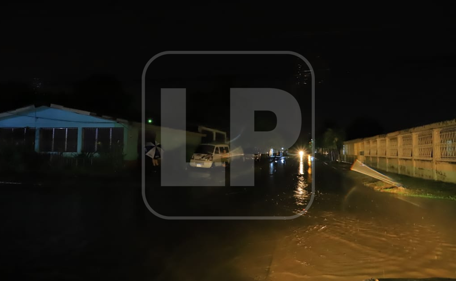 Fuertes lluvias dejan distintas zonas inundadas en el norte de Honduras