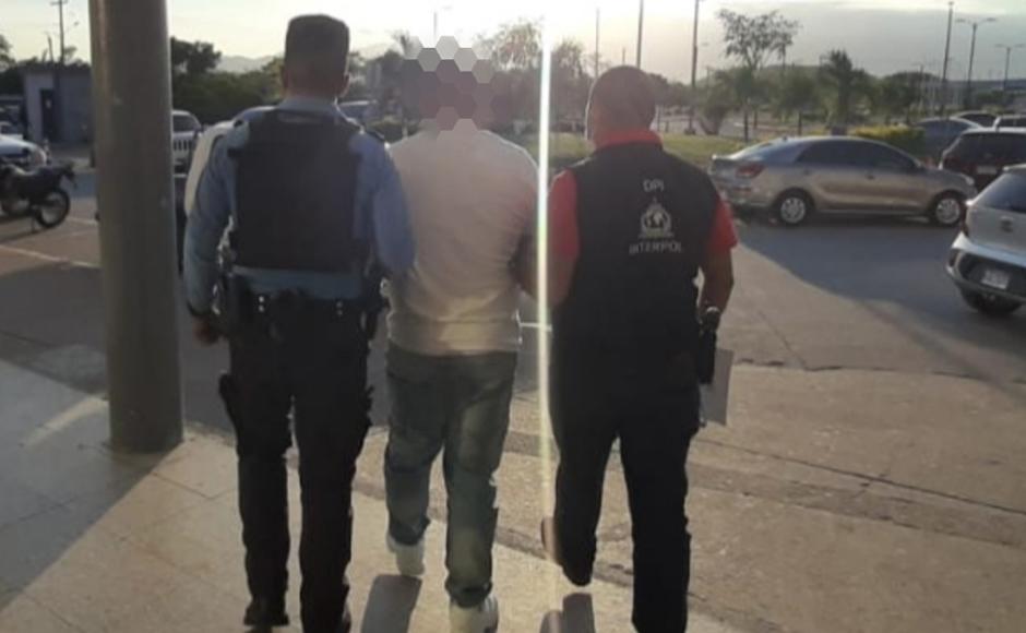 Por asesinato capturan a hondureño que venía desde Luisiana, EEUU