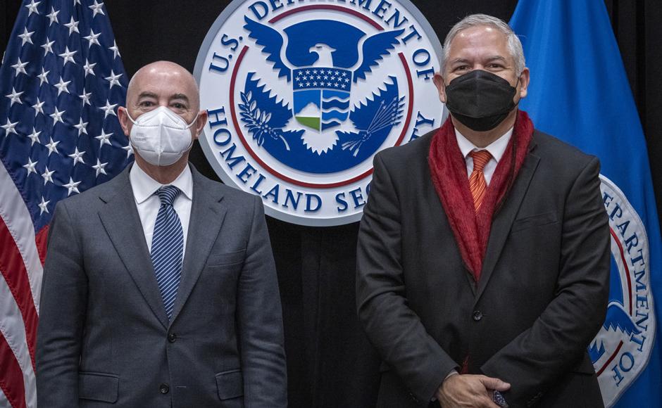 Canciller pide un nuevo TPS para hondureños en Estados Unidos