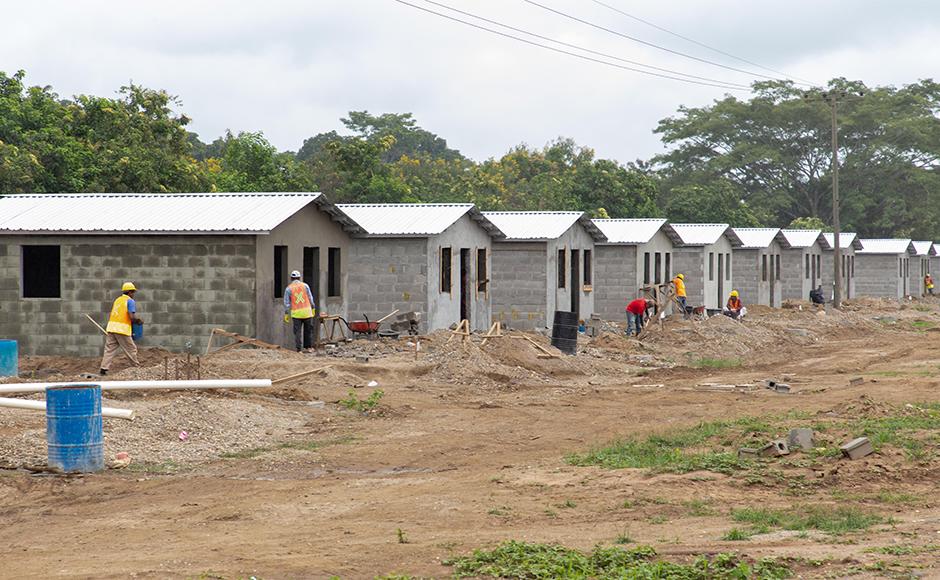 Los beneficiarios de las viviendas serán asignados por el nuevo Gobierno de la República.