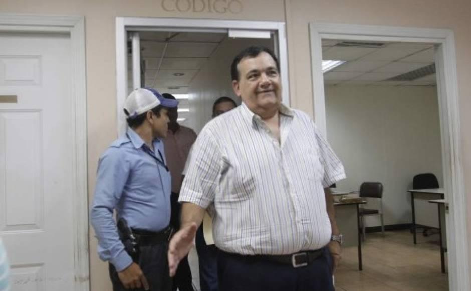 CSJ ordena repetir juicio de “Saro” Bonano, exministro de la desaparecida Soptravi