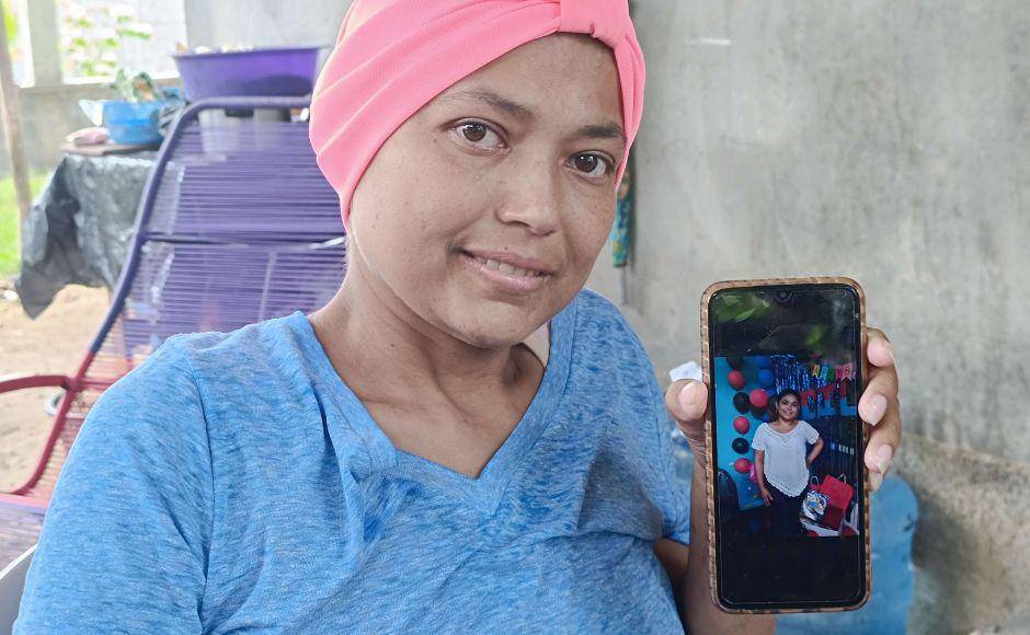 $!Cinthia compartió con LA PRENSA Premium una imagen que almacena en su celular y es un espejo de cómo era antes de saber del diagnóstico.