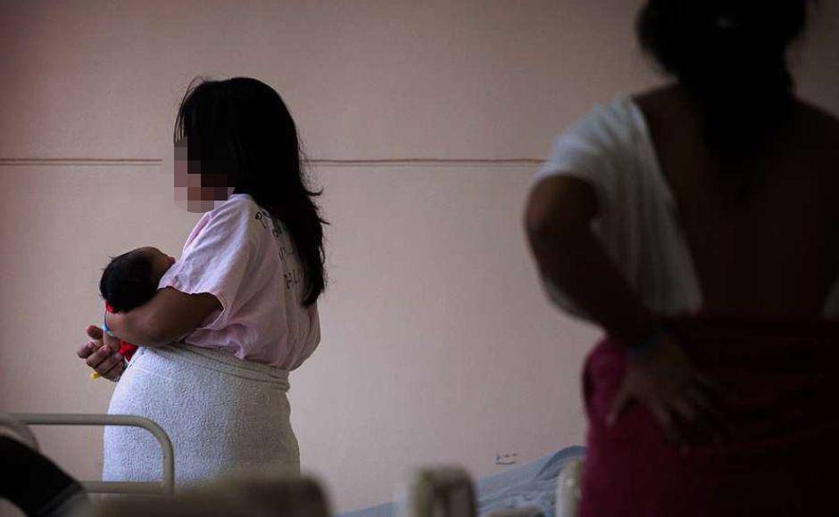 $!Casi 1,000 estudiantes hondureñas abandonaron centros al salir embarazadas