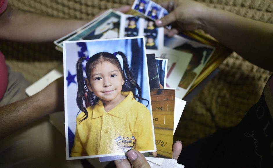 $!Glenda Baide mostró fotografías de diferentes etapas de la vida de Keiry.