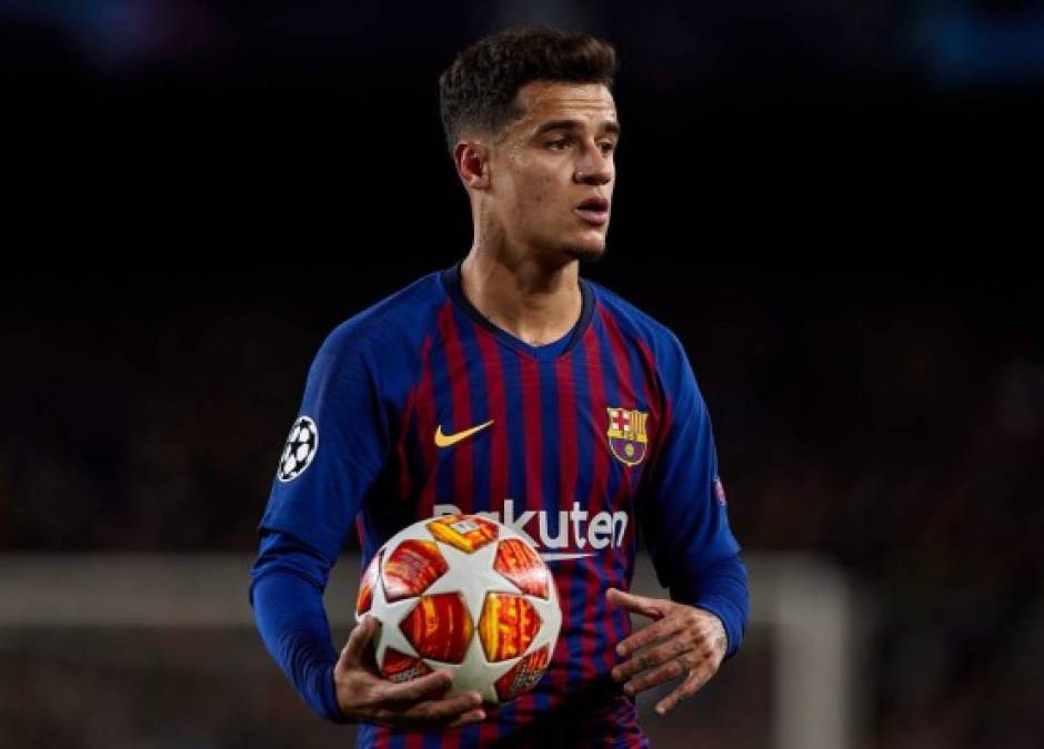 Philippe Coutinho - De llegar Griezmann, la delantera del Barcelona estaría superpoblada y uno de los que podría salir sería el brasileño. Coutinho no ha alcanzado su mejor nivel y su adaptación no está siendo fácil. Se ha enfrentado a la afición culé y está señalado por el público. Pretendientes no le faltan: se habla de Chelsea, PSG, United y Juventus. Los blues ofrecerían más de 100 millones de euros para que volviera a la Premier League.