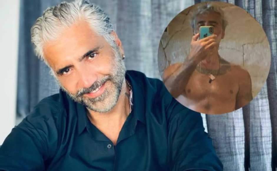 El cantante mexicano ha sido criticado por algunos trolls, que lo llaman viejo solo por lucir canas, pero Fernández demostró que su cabello gris nada tienen que ver con su estado físico, envidiable, por cierto.