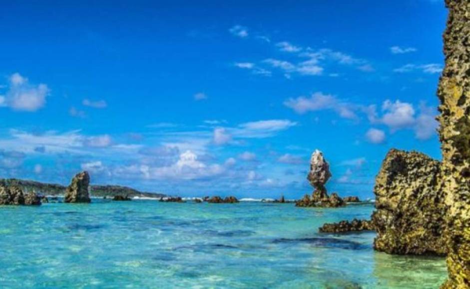 NAURU<br/><br/>Es un estado de Micronesia que está considerado uno de los países más pequeños del mundo, y pece a tener poco más de 12 mil habitantes, ha tomado todas las medidas y ha evitado que el virus llegue.