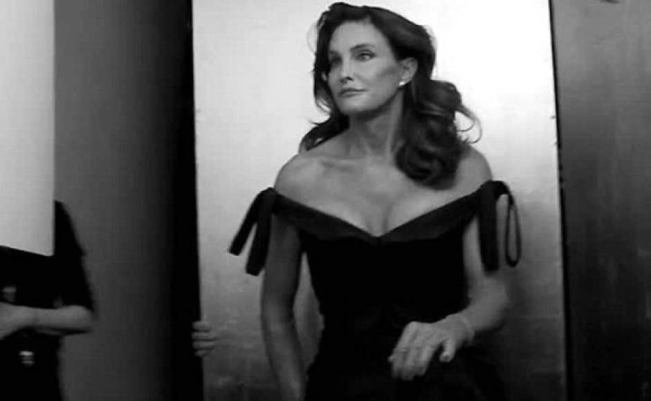 La revista Vanity Fair desveló las primeras fotografías de la estrella televisiva y exatleta estadounidense Bruce Jenner tras su cambio de identidad como transexual, en un artículo en el que pide que se le llame Caitlyn.