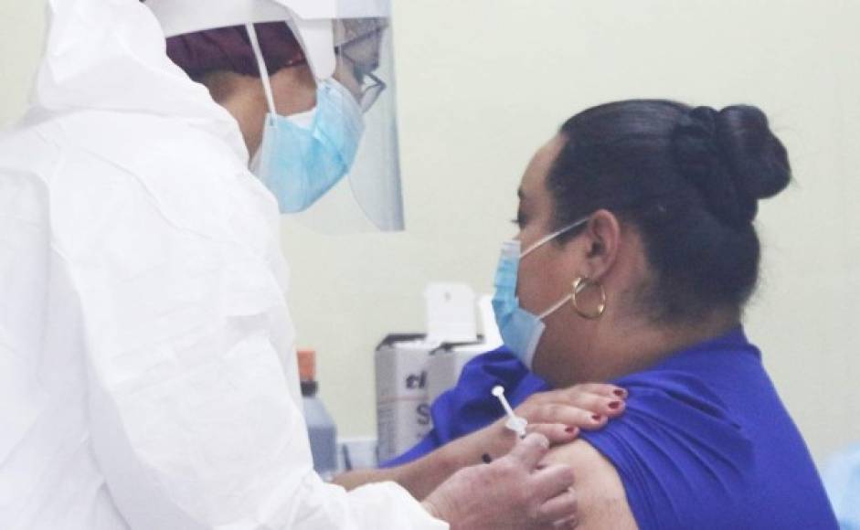 La segunda jornada de vacunación contra el covid-19 en Honduras empezó en las últimas horas.