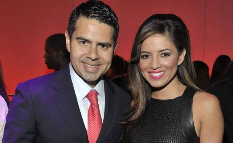 El pasado 24 de marzo se dio a conocer que la periodista de Univision y el ejecutivo de Telemundo estaban en trámites de divorcio, luego de 10 años de matrimonio.