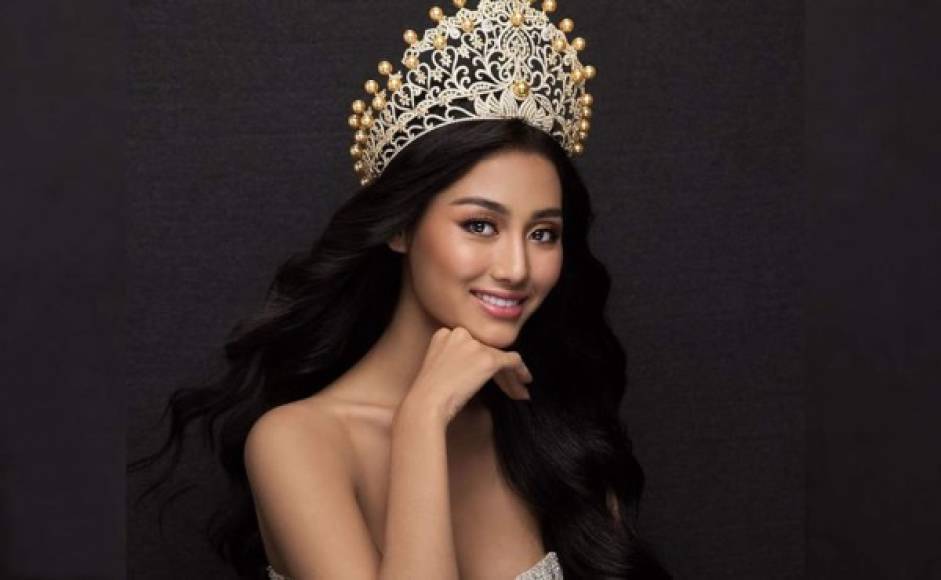 La reina de belleza de Birmania (Myanmar) Swe Zin Htet, quien representa al país conservador en Miss Universo 2019, reveló que es una 'orgullosa lesbiana'.<br/>