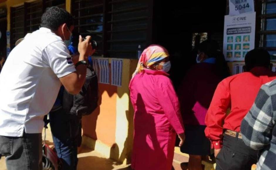 Elecciones 2021: Las mujeres lencas le dieron colorido y alegría a la fiesta electoral