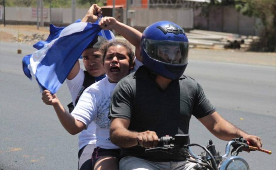 Nicaragua liberó el viernes a 50 prisioneros detenidos por participar en protestas contra el gobierno, dijeron las autoridades, dando un nuevo impulso a las conversaciones de paz. Foto AFP.