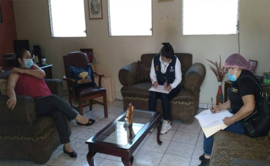 Siete asilos y hogares que albergan más de 80 adultos mayores en Tegucigalpa y Comayagüela son inspeccionados por fiscales, donde constatan la correcta operatividad en la aplicación de medidas de bioseguridad.