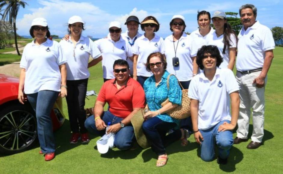 El comité de apoyo de San Juan de Dios agradeció a los participantes que desafiaron el sol del espectacular campo de golf de Indura.