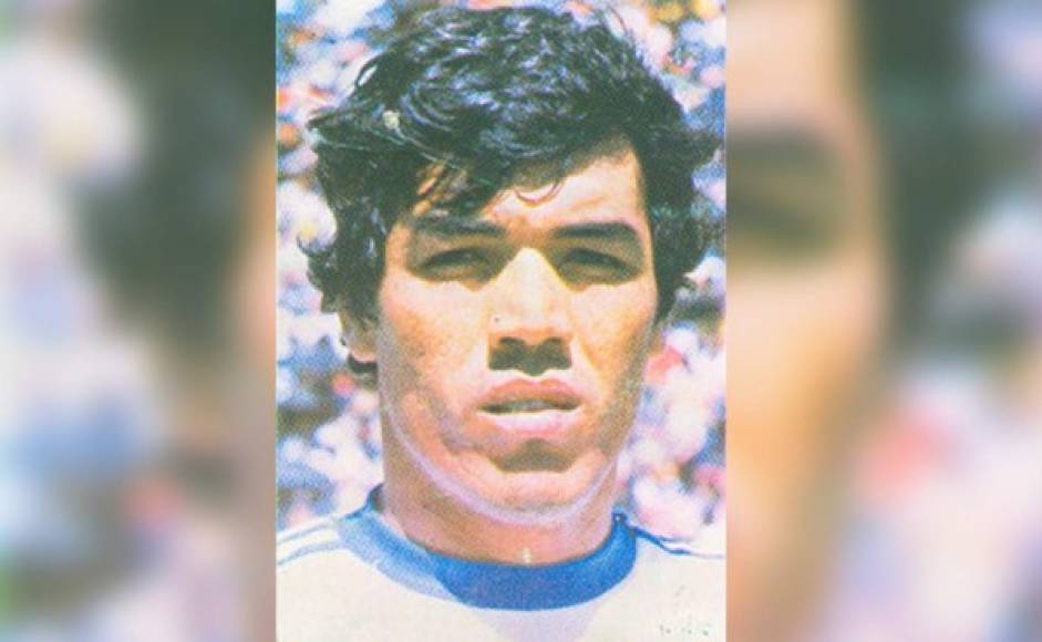 El exfutbolista Javier Toledo perdió la vida en agosto del 2006 luego de sufrir una enfermedad que redujo sus capacidades físicas. <br/>