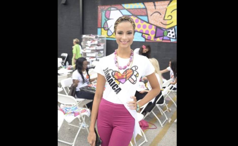 Kaci Fennell en los eventos previos al Miss Universo.
