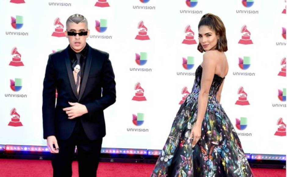 Las estrellas comienzan a desfilar por la alfombra roja para la 19 entrega de los premios de la Academia Latina de Grabación celebrados este jueves 15 de noviembre desde el MGM Grand Garden Arena en Las Vegas.