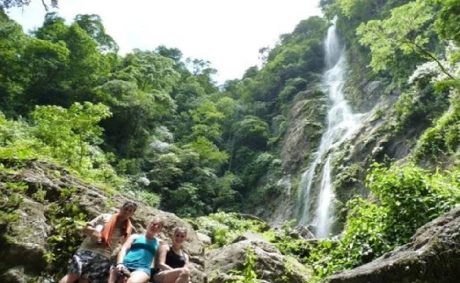 Esta una de las las montañas más atractivas que existen en Honduras. Foto: Skyscanner.