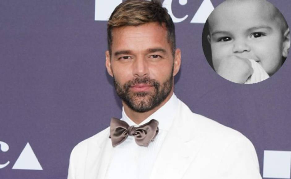 Este 07 de abril Ricky Martin publicó las primeras foto de su cuarto hijo, Renn Martin-Yosef, dejando ver el rostro del pequeño.