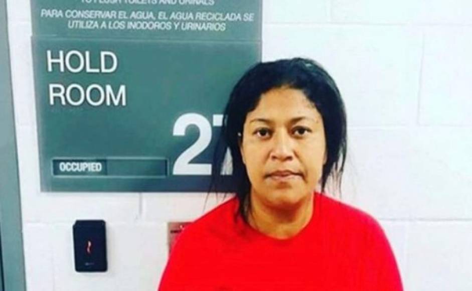 La mujer se encuentra detenida en la cárcel Kays Tower de Dallas.